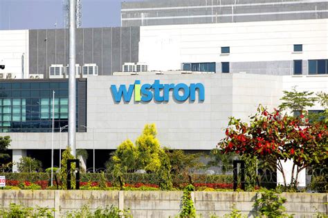 Wistron expects AI product revenue to triple .